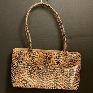 Preowned Hobo animal print snakeskin texture shoulder bag